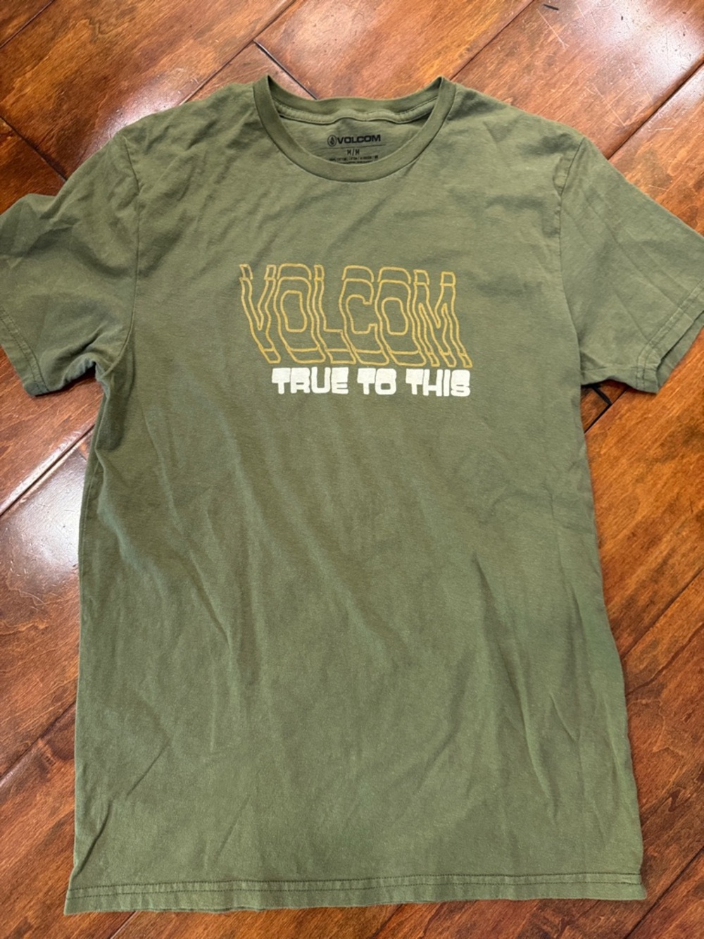 Volcom Olive Green Graphic Tee with Yellow & White Logo Mens M
